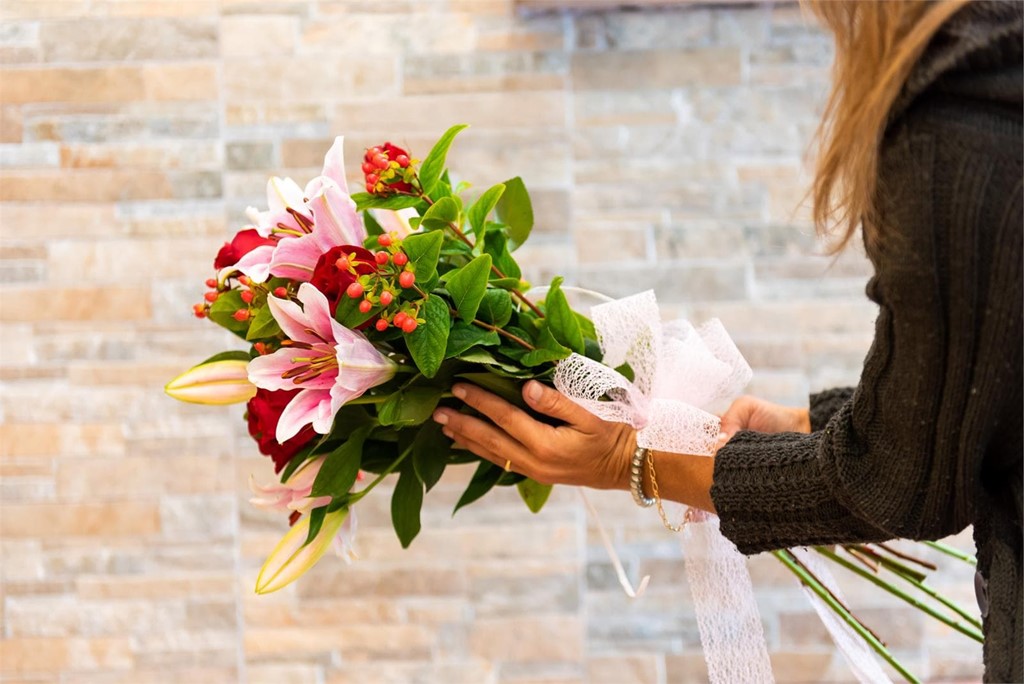 ¿Quiere regalar felicidad? ¡Esta Navidad regale flores!