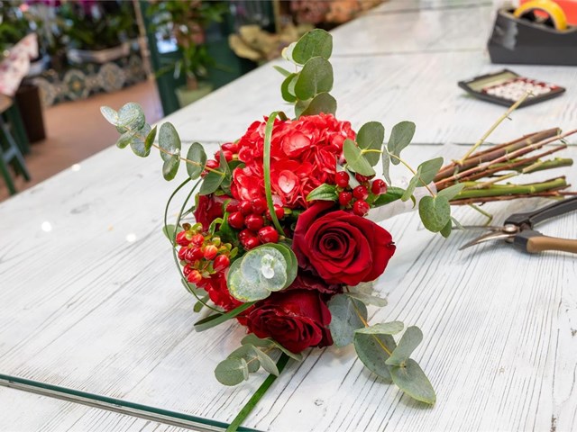 Ramos de damas de honor: armonía y belleza en su gran día